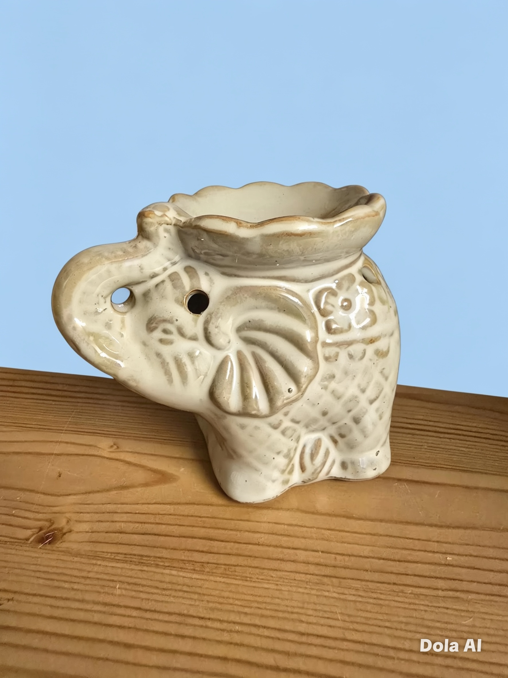 Craeam Small Elephant Burner - No Box
